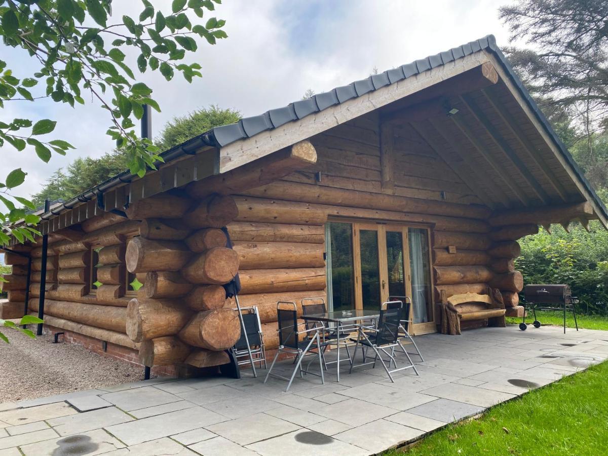Ewes Water Log Cabins Langholm Buitenkant foto
